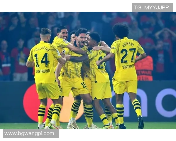 米利唐在关键时刻解围皇马展现防守实力助球队逆转局势